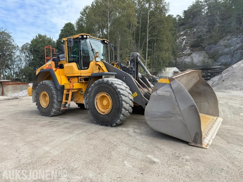 2020 Volvo L150H HJULLASTER SENTRALSMØRING NYE DEKK VEKT SERVICEHISTORIKK SKUFF - Колесен товарач: снимка 2 2020 Volvo L150H HJULLASTER SENTRALSMØRING NYE DEKK VEKT SERVICEHISTORIKK SKUFF - Колесен товарач: снимка 2