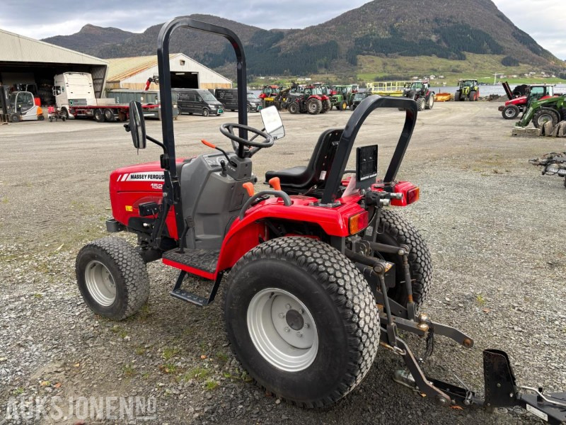 2021 Massey Ferguson 1520 Kompaktraktor 4WD. Beitepusser og Tilhenger - Трактор: снимка 3 2021 Massey Ferguson 1520 Kompaktraktor 4WD. Beitepusser og Tilhenger - Трактор: снимка 3