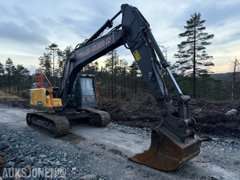 2023 Volvo EC220EL / topcon gps / rototilt R8 m 3 skuffer / 2365 t - Багер: снимка 4 2023 Volvo EC220EL / topcon gps / rototilt R8 m 3 skuffer / 2365 t - Багер: снимка 4