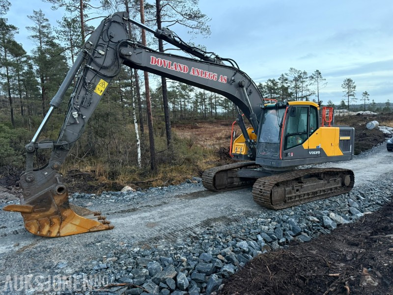 2023 Volvo EC220EL / topcon gps / rototilt R8 m 3 skuffer / 2365 t - Багер: снимка 2 2023 Volvo EC220EL / topcon gps / rototilt R8 m 3 skuffer / 2365 t - Багер: снимка 2