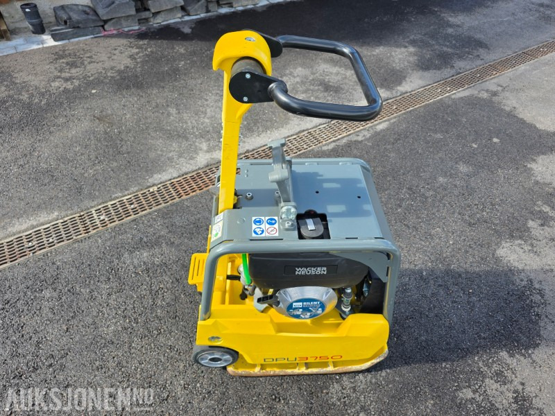 2023 Wacker Neuson DPU3750 Vibroplate 265kg - 4,2kW - 40 arbeidstimer - Валяк: снимка 4 2023 Wacker Neuson DPU3750 Vibroplate 265kg - 4,2kW - 40 arbeidstimer - Валяк: снимка 4
