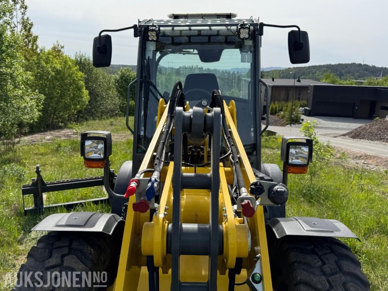 Колесен товарач 2023 Wacker Neuson WL70 hjullaster / Skuffe / Pallegafler: снимка 12
