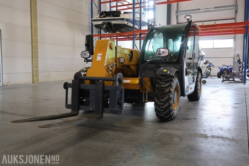 2023 XCMG XC6-2506E Elektrisk teleskoptruck - Skuff - Gafler - Lader, Kun 8 Timer - Телескопичен товарач: снимка 3 2023 XCMG XC6-2506E Elektrisk teleskoptruck - Skuff - Gafler - Lader, Kun 8 Timer - Телескопичен товарач: снимка 3