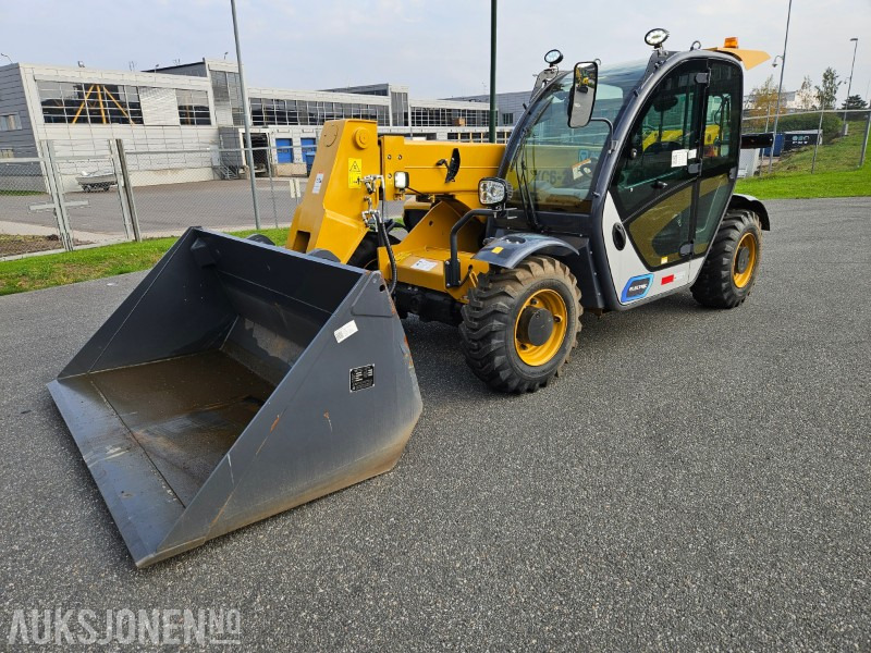 Телескопичен товарач 2023 XCMG XC6-2506E Teleskoptruck, hydr HK, skuff, gafler, On-board lader, stasjonær lader: снимка 1