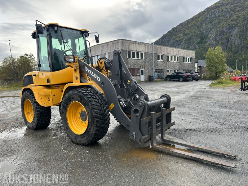 2024 Volvo L35GT HJULLASTER MED PALLEGAFFLER - 256 TIMER - Колесен товарач: снимка 2 2024 Volvo L35GT HJULLASTER MED PALLEGAFFLER - 256 TIMER - Колесен товарач: снимка 2