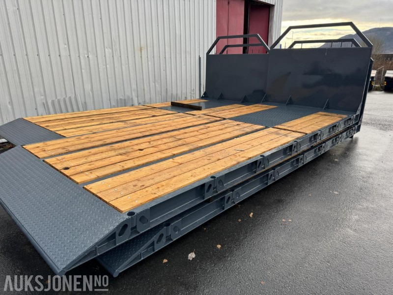 2025 NYTT Maskinflak med staker og låsbare skap - Мултилифт с кука камион: снимка 3 2025 NYTT Maskinflak med staker og låsbare skap - Мултилифт с кука камион: снимка 3