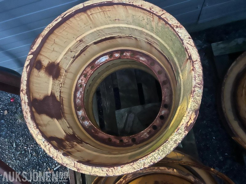 4 felger til 2008 Moxy MT41 - Самосвал: снимка 3 4 felger til 2008 Moxy MT41 - Самосвал: снимка 3