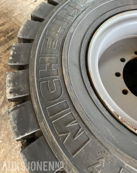 4 stk nye Michelin 14.00 R24  hjullaster-/anleggs-hjul - dekk med felg - ny gummibane - Строително оборудване: снимка 5 4 stk nye Michelin 14.00 R24  hjullaster-/anleggs-hjul - dekk med felg - ny gummibane - Строително оборудване: снимка 5