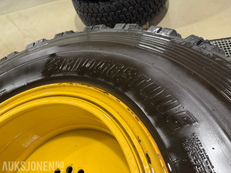 Bridgestone hjulsett til - Cat 930M - Колесен товарач: снимка 5 Bridgestone hjulsett til - Cat 930M - Колесен товарач: снимка 5