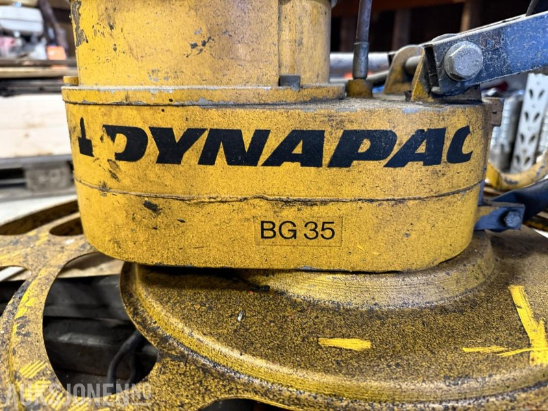 Dynapac BG35 betongglatter/glattemaskine - Валяк: снимка 5 Dynapac BG35 betongglatter/glattemaskine - Валяк: снимка 5