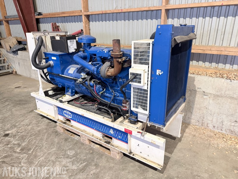 F.G Wilson aggregat - 230V - 100 kVA - Строително оборудване: снимка 1 F.G Wilson aggregat - 230V - 100 kVA - Строително оборудване: снимка 1
