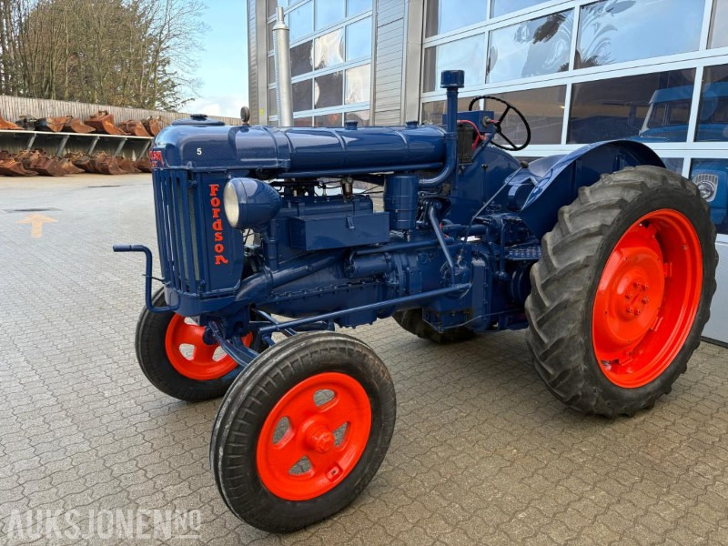 Ford Fordson-Stegamajor E27N - Трактор: снимка 2 Ford Fordson-Stegamajor E27N - Трактор: снимка 2