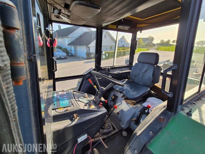 John Deere 1640 - MVA FRI TRAKTOR - Трактор: снимка 5 John Deere 1640 - MVA FRI TRAKTOR - Трактор: снимка 5