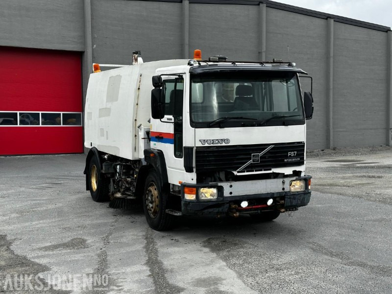 1995 Volvo FS 718 4x2 Sopebil/Feiebil - Комунална/ Специална техника: снимка 3 1995 Volvo FS 718 4x2 Sopebil/Feiebil - Комунална/ Специална техника: снимка 3