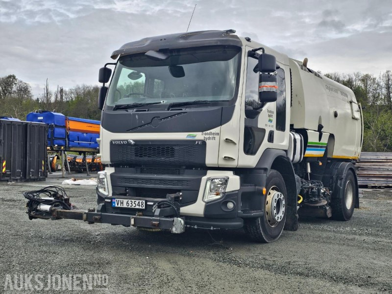 2014 Volvo FE Feiebil med Bucher Schörling CityFant 6000 påbygg/Komplett feiesystem - Комунална/ Специална техника: снимка 1 2014 Volvo FE Feiebil med Bucher Schörling CityFant 6000 påbygg/Komplett feiesystem - Комунална/ Специална техника: снимка 1