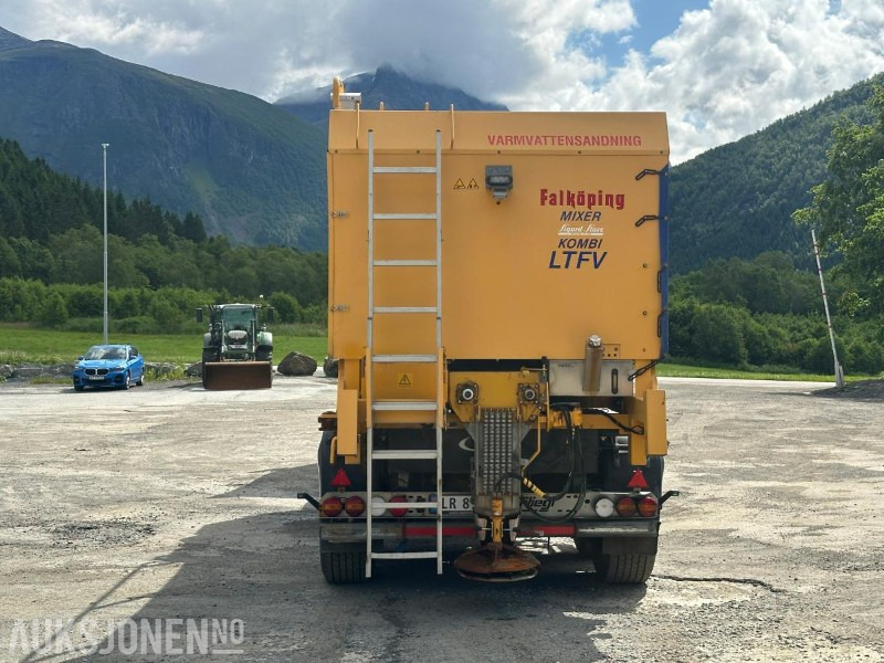 Scania G490 6X2 Euro6 4WD trekkvogn m/kombispreder - GMI V-plog - Klar for brøytesesongen - Комунална/ Специална техника: снимка 4 Scania G490 6X2 Euro6 4WD trekkvogn m/kombispreder - GMI V-plog - Klar for brøytesesongen - Комунална/ Специална техника: снимка 4