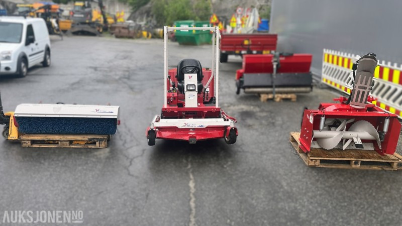Ventrac 3200 med tilbehør | Snøfres | Kost | Klippeaggregat - Комунална/ Специална техника: снимка 2 Ventrac 3200 med tilbehør | Snøfres | Kost | Klippeaggregat - Комунална/ Специална техника: снимка 2