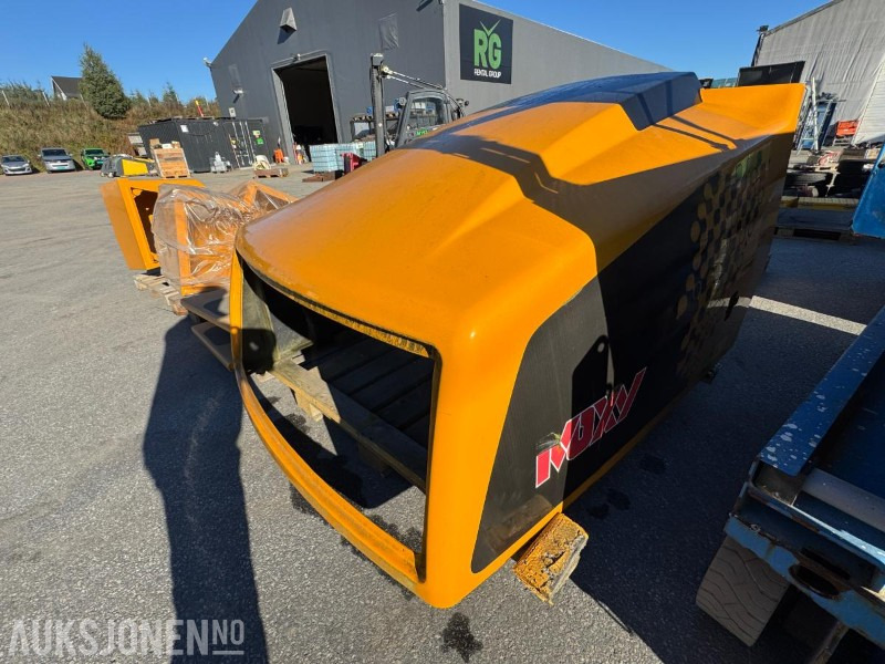 Moxy MT41 panser og side kasser med lokk. - Строително оборудване: снимка 2 Moxy MT41 panser og side kasser med lokk. - Строително оборудване: снимка 2