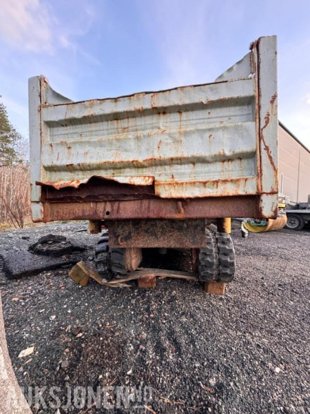 Neuson Beltegående miniudmper - RK15 - Treveis tipp - Yanmar 3TN82E Dieselmotor - Самосвал: снимка 5 Neuson Beltegående miniudmper - RK15 - Treveis tipp - Yanmar 3TN82E Dieselmotor - Самосвал: снимка 5