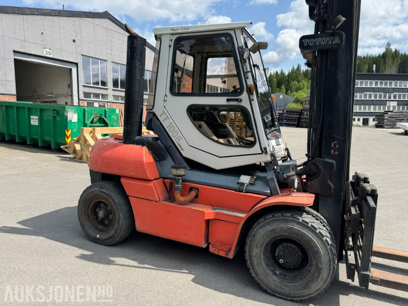 2000 Toyota 5FD70 TRUCK MED HIPPE TILT CABIN, LØFTEHØYDE 6000 MM - Подемно-транспортна техника: снимка 4 2000 Toyota 5FD70 TRUCK MED HIPPE TILT CABIN, LØFTEHØYDE 6000 MM - Подемно-транспортна техника: снимка 4