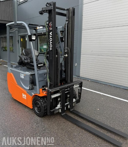 2010 Toyota 8FBET16 elektrisk gaffeltruck - Подемно-транспортна техника: снимка 2 2010 Toyota 8FBET16 elektrisk gaffeltruck - Подемно-транспортна техника: снимка 2