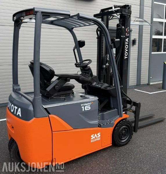 2010 Toyota 8FBET16 elektrisk gaffeltruck - Подемно-транспортна техника: снимка 3 2010 Toyota 8FBET16 elektrisk gaffeltruck - Подемно-транспортна техника: снимка 3