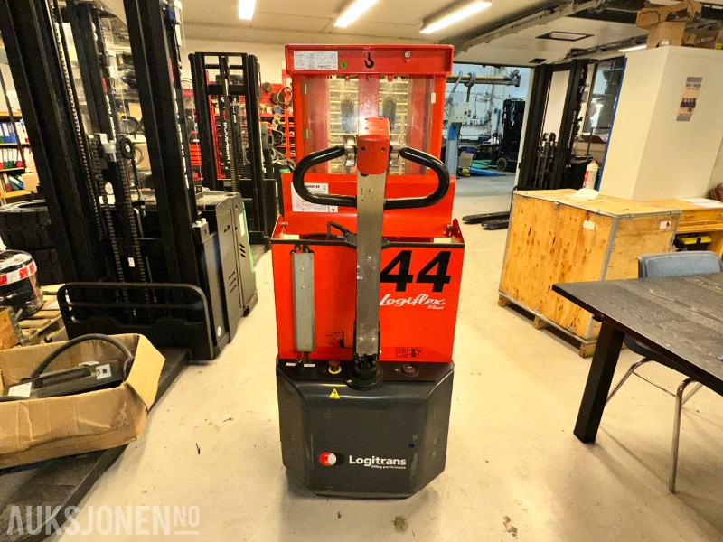 2012 Logitrans Logiflex Maxi elektrisk stabler (SELF 1002/2050) – Sertifisert - trenger nytt batteri - Подемно-транспортна техника: снимка 4 2012 Logitrans Logiflex Maxi elektrisk stabler (SELF 1002/2050) – Sertifisert - trenger nytt batteri - Подемно-транспортна техника: снимка 4