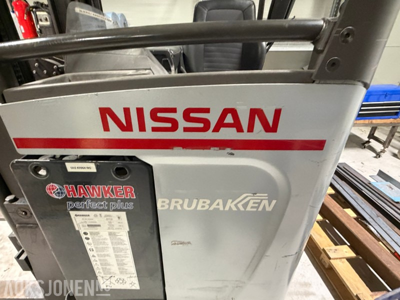 Подемно-транспортна техника 2013 Nissan UND140 Skyvemasttruck - 4,8m med batterilader: снимка 27 Подемно-транспортна техника 2013 Nissan UND140 Skyvemasttruck - 4,8m med batterilader: снимка 27