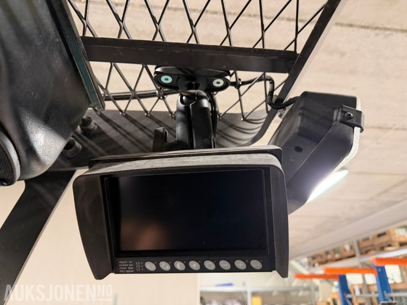 Подемно-транспортна техника 2013 Nissan UND140 Skyvemasttruck - 4,8m med batterilader: снимка 36 Подемно-транспортна техника 2013 Nissan UND140 Skyvemasttruck - 4,8m med batterilader: снимка 36