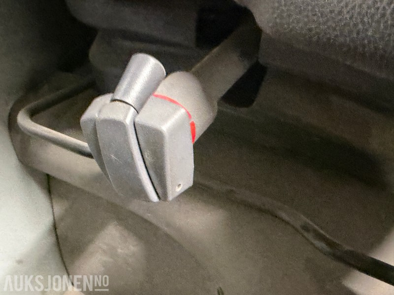 Подемно-транспортна техника 2013 Nissan UND140 Skyvemasttruck - 4,8m med batterilader: снимка 47 Подемно-транспортна техника 2013 Nissan UND140 Skyvemasttruck - 4,8m med batterilader: снимка 47