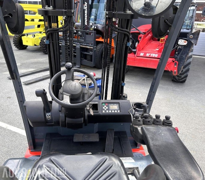 2014 Toyota 8FBMKT25 – 2,5T elektrisk gaffeltruck - Подемно-транспортна техника: снимка 4 2014 Toyota 8FBMKT25 – 2,5T elektrisk gaffeltruck - Подемно-транспортна техника: снимка 4