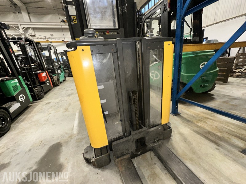 2015 Atlet UniCarriers Skyvemasttruck, 2281 timer – Rep.objekt - Подемно-транспортна техника: снимка 4 2015 Atlet UniCarriers Skyvemasttruck, 2281 timer – Rep.objekt - Подемно-транспортна техника: снимка 4