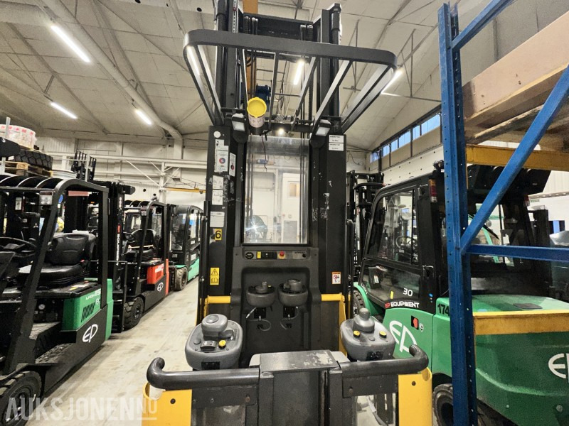 2015 Atlet UniCarriers Skyvemasttruck, 2281 timer – Rep.objekt - Подемно-транспортна техника: снимка 5 2015 Atlet UniCarriers Skyvemasttruck, 2281 timer – Rep.objekt - Подемно-транспортна техника: снимка 5