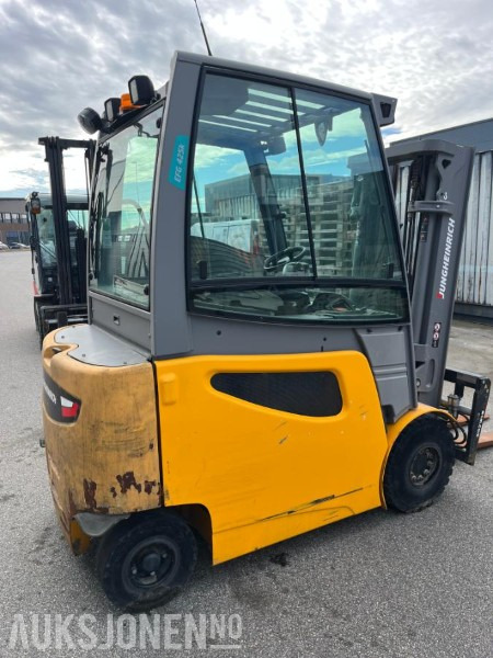2017 Jungheinrich EFG 425 K gaffeltruck - rep objekt - Подемно-транспортна техника: снимка 2 2017 Jungheinrich EFG 425 K gaffeltruck - rep objekt - Подемно-транспортна техника: снимка 2