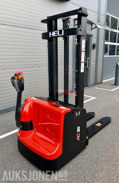 2020 Heli AC20 pallestabler - kun 32 timer - Løftekapasitet 2000 kg - Подемно-транспортна техника: снимка 3 2020 Heli AC20 pallestabler - kun 32 timer - Løftekapasitet 2000 kg - Подемно-транспортна техника: снимка 3