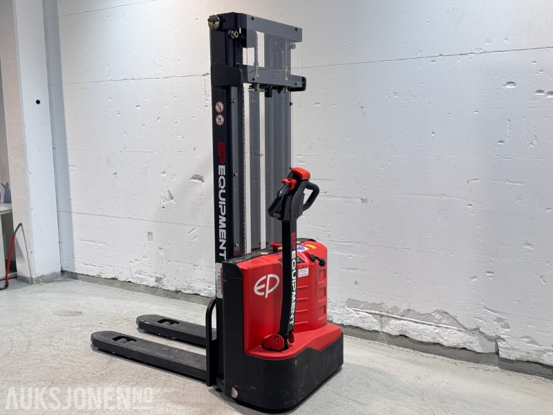 2021 EP Equipment ES12-12ES – Elektrisk pallestabler – Kun 28 timer - Подемно-транспортна техника: снимка 3 2021 EP Equipment ES12-12ES – Elektrisk pallestabler – Kun 28 timer - Подемно-транспортна техника: снимка 3