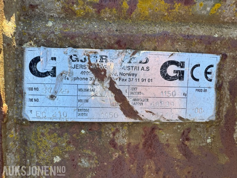 2000 Gjerstad graveskuffe med tenner1150 mm bredde, 1150 liter. KM20 feste. Brukt på Volvo EC210. - Прикачен инвентар за Строителна техника: снимка 3 2000 Gjerstad graveskuffe med tenner1150 mm bredde, 1150 liter. KM20 feste. Brukt på Volvo EC210. - Прикачен инвентар за Строителна техника: снимка 3