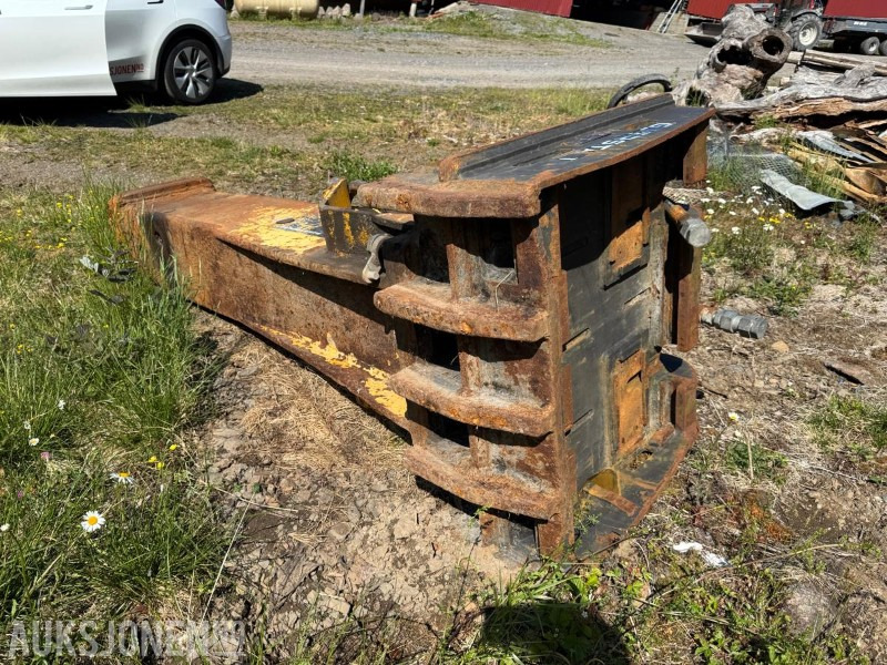 2004 Atlas Copco HB3000 pigghammer - Прикачен инвентар за Строителна техника: снимка 4 2004 Atlas Copco HB3000 pigghammer - Прикачен инвентар за Строителна техника: снимка 4