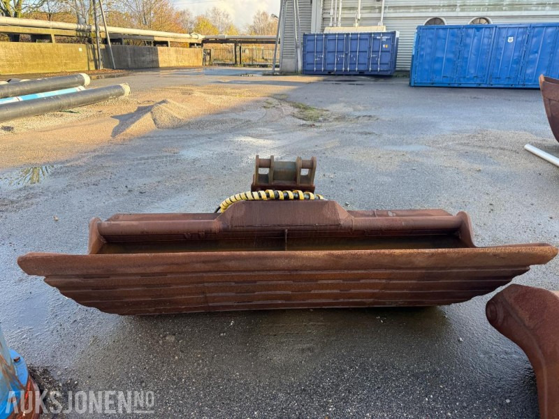 2005 Hydraulisk pusseskuff m/B20 feste. - Прикачен инвентар за Строителна техника: снимка 2 2005 Hydraulisk pusseskuff m/B20 feste. - Прикачен инвентар за Строителна техника: снимка 2