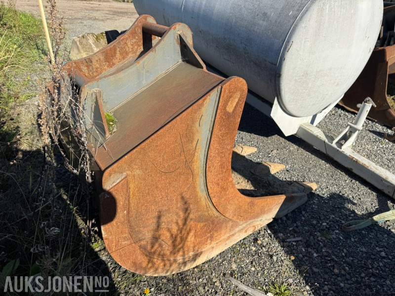 2006 Hako graveskuffe med tenner S60 feste - Прикачен инвентар за Строителна техника: снимка 2 2006 Hako graveskuffe med tenner S60 feste - Прикачен инвентар за Строителна техника: снимка 2