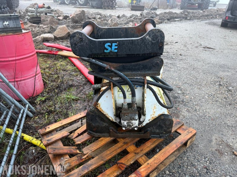 2008 Simex PLB 300 asfaltfres m/overgang til S-60 feste. - Прикачен инвентар за Строителна техника: снимка 3 2008 Simex PLB 300 asfaltfres m/overgang til S-60 feste. - Прикачен инвентар за Строителна техника: снимка 3