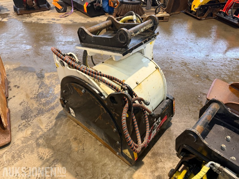 2010 Simex PLB 600 Asfaltfres – S60 - Både betong og afalttrommel montert - Прикачен инвентар за Строителна техника: снимка 4 2010 Simex PLB 600 Asfaltfres – S60 - Både betong og afalttrommel montert - Прикачен инвентар за Строителна техника: снимка 4