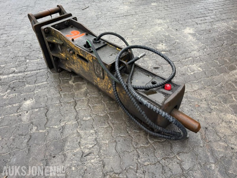 2012 Giant pigghammer med S50 feste - Прикачен инвентар за Строителна техника: снимка 1 2012 Giant pigghammer med S50 feste - Прикачен инвентар за Строителна техника: снимка 1