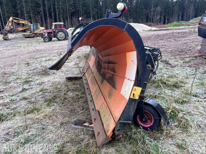 2012 TELLEFSDAL K-70 3400 P SNØPLOG - Прикачен инвентар за Строителна техника: снимка 3 2012 TELLEFSDAL K-70 3400 P SNØPLOG - Прикачен инвентар за Строителна техника: снимка 3