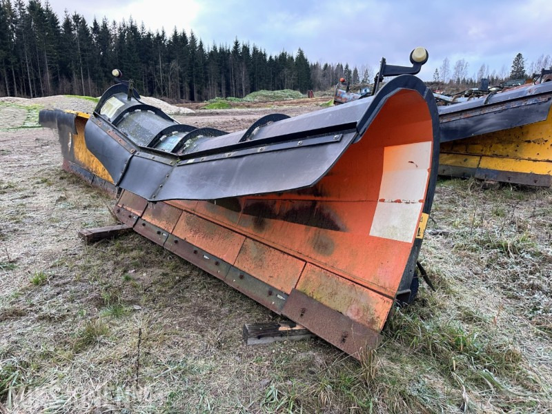 2012 TELLEFSDAL K-70 3400 P SNØPLOG - Прикачен инвентар за Строителна техника: снимка 1 2012 TELLEFSDAL K-70 3400 P SNØPLOG - Прикачен инвентар за Строителна техника: снимка 1