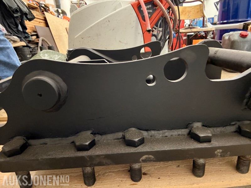 2022 OilQuick S60 hurtigfeste som har vore montert på DandA hammer - Прикачен инвентар за Строителна техника: снимка 5 2022 OilQuick S60 hurtigfeste som har vore montert på DandA hammer - Прикачен инвентар за Строителна техника: снимка 5