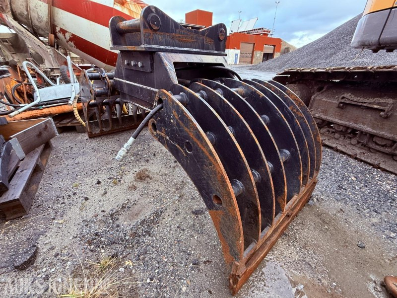 2022 Steinklype m/ S60 hurtigfeste - Nesten ikke brukt - Прикачен инвентар за Строителна техника: снимка 3 2022 Steinklype m/ S60 hurtigfeste - Nesten ikke brukt - Прикачен инвентар за Строителна техника: снимка 3