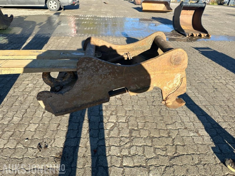 Adapter S-60 HK Feste til B-20 / KM02 - Прикачен инвентар за Строителна техника: снимка 2 Adapter S-60 HK Feste til B-20 / KM02 - Прикачен инвентар за Строителна техника: снимка 2