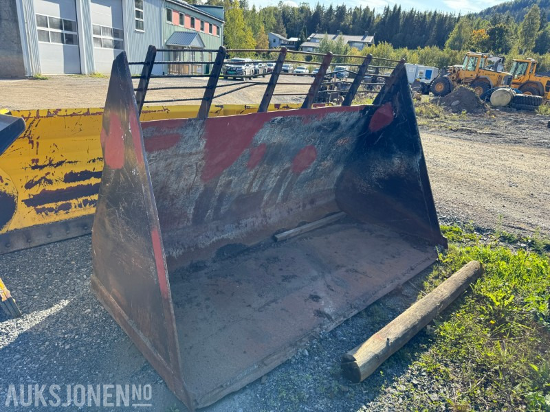 Hjullasterskuffe med BM feste 275 cm bredde - Прикачен инвентар за Строителна техника: снимка 1 Hjullasterskuffe med BM feste 275 cm bredde - Прикачен инвентар за Строителна техника: снимка 1