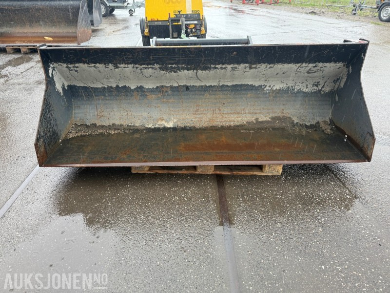 Skuffe til Manitou MRT 1840 - 240 cm - Прикачен инвентар за Строителна техника: снимка 1 Skuffe til Manitou MRT 1840 - 240 cm - Прикачен инвентар за Строителна техника: снимка 1